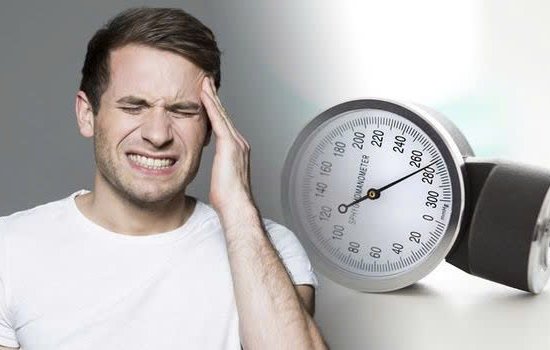 11 thói quen hàng ngày âm thầm làm tăng huyết áp